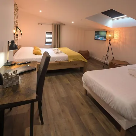 Hotel De La Croisee