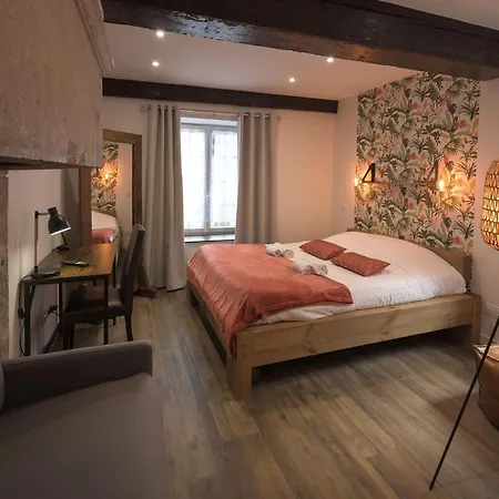 Hotel De La Croisee